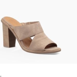 UGG Celia suede sandals taupe color size 6